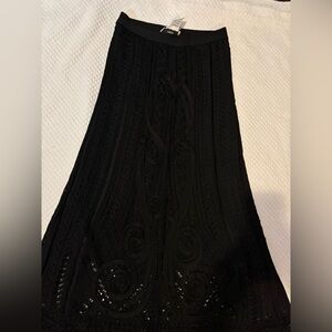Chic Black A-Line crochet skirt